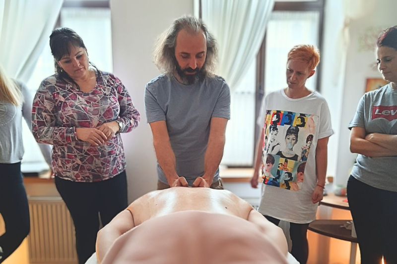 Masérský kurz Záda a šíje pro laiky